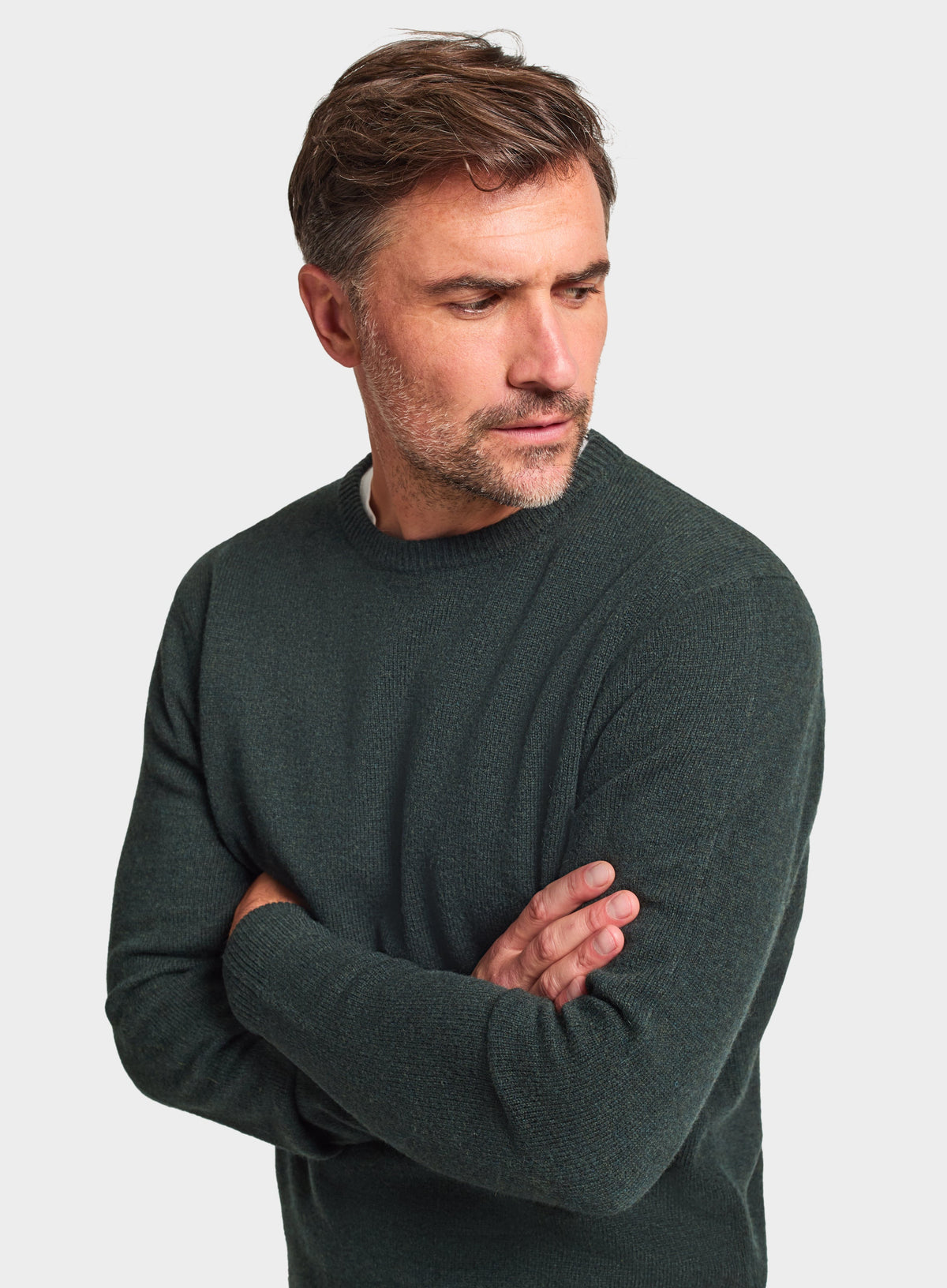 Men’s lambswool crew neck jumper in Sage.