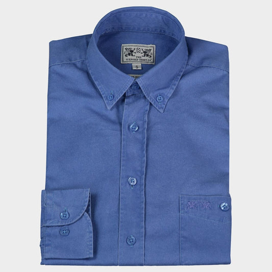 Men’s long sleeved weekender shirt in Mid Blue.