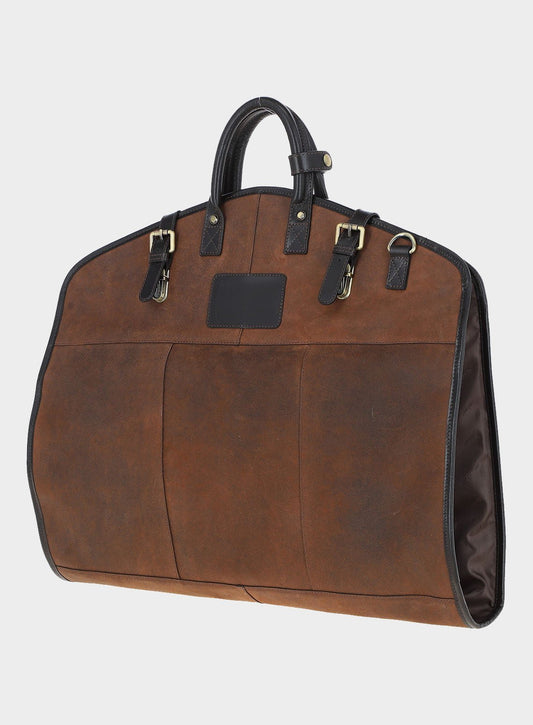 Men’s Pembroke leather suit carrier in Brown.