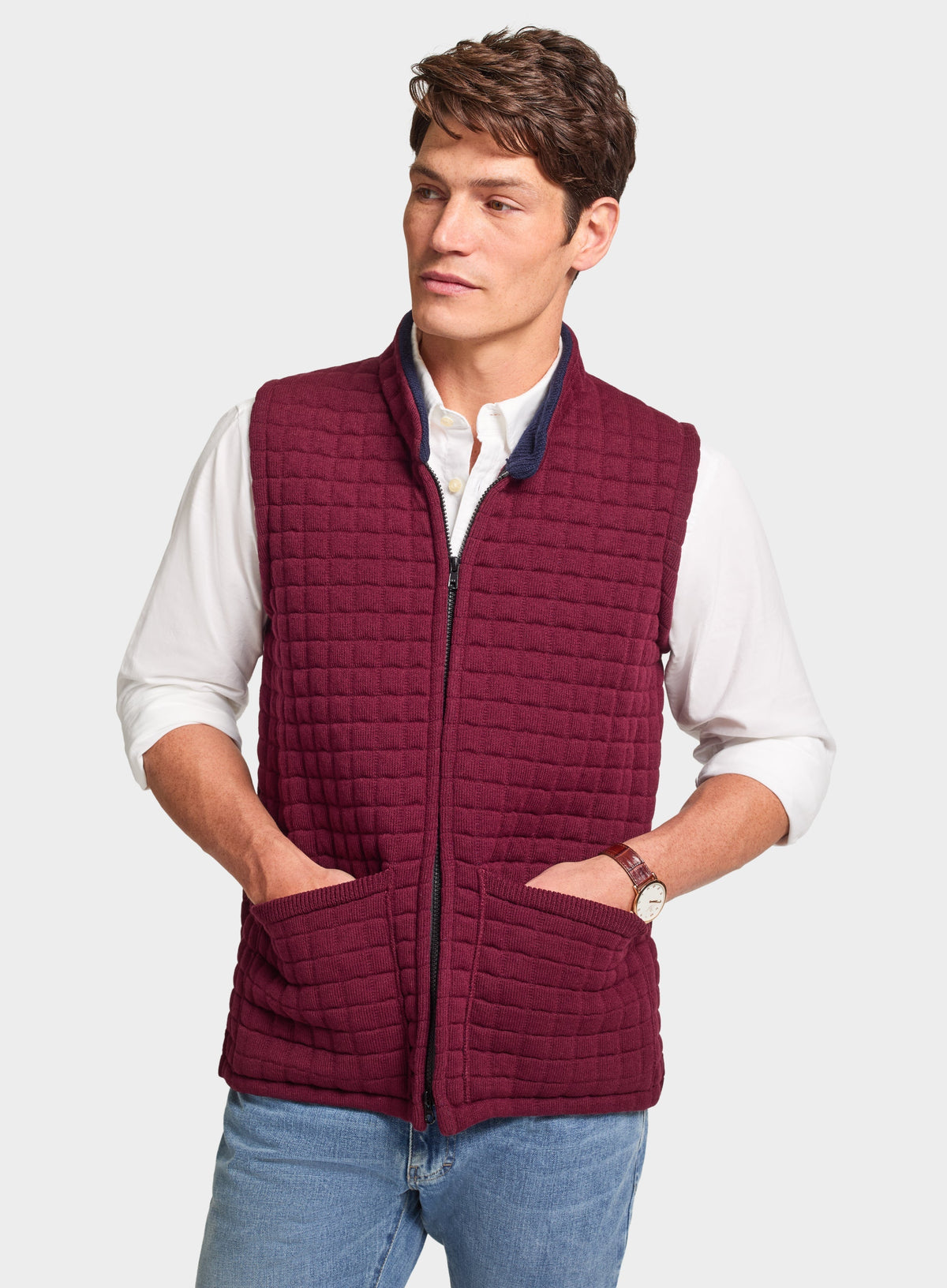 Men’s Thermatex quilted gilet in Burgundy.