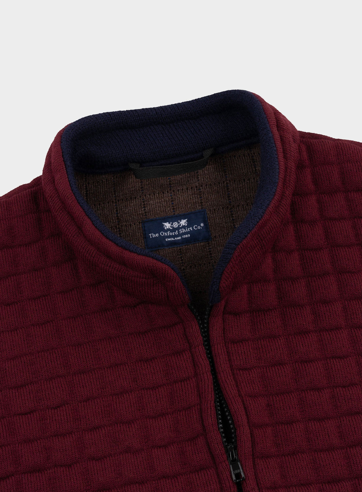 Men’s Thermatex quilted gilet in Burgundy.