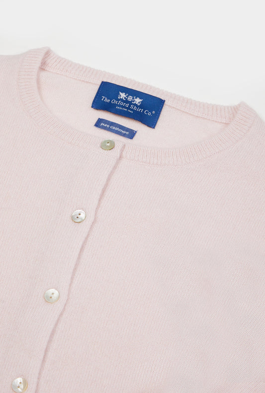 Women’s cashmere cardigan in Pastel Pink.
