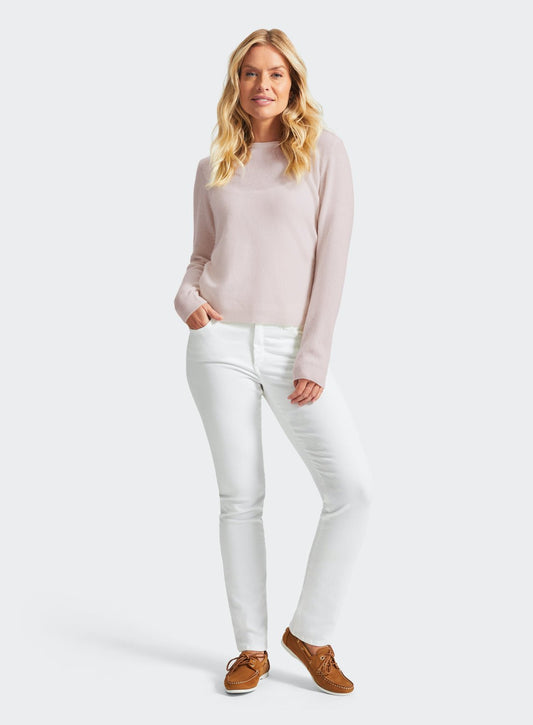 Women’s cashmere crew neck jumper in Pastel Pink.