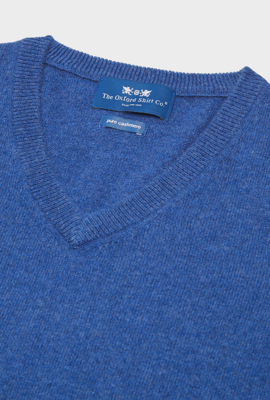 Women’s cashmere v neck jumper in Denim.