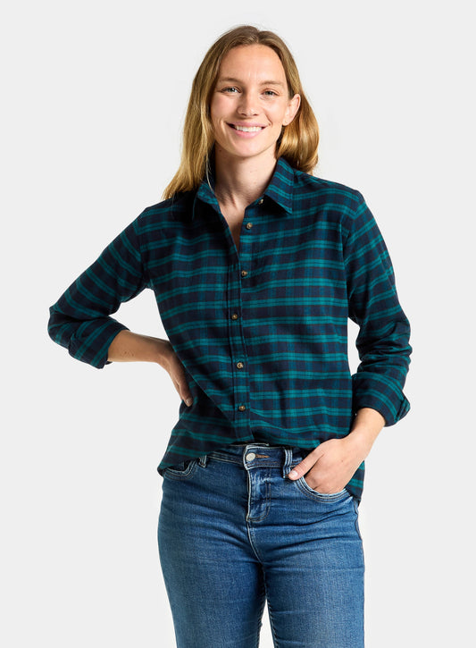 Women’s classic flannel shirt in Green and Navy Check.