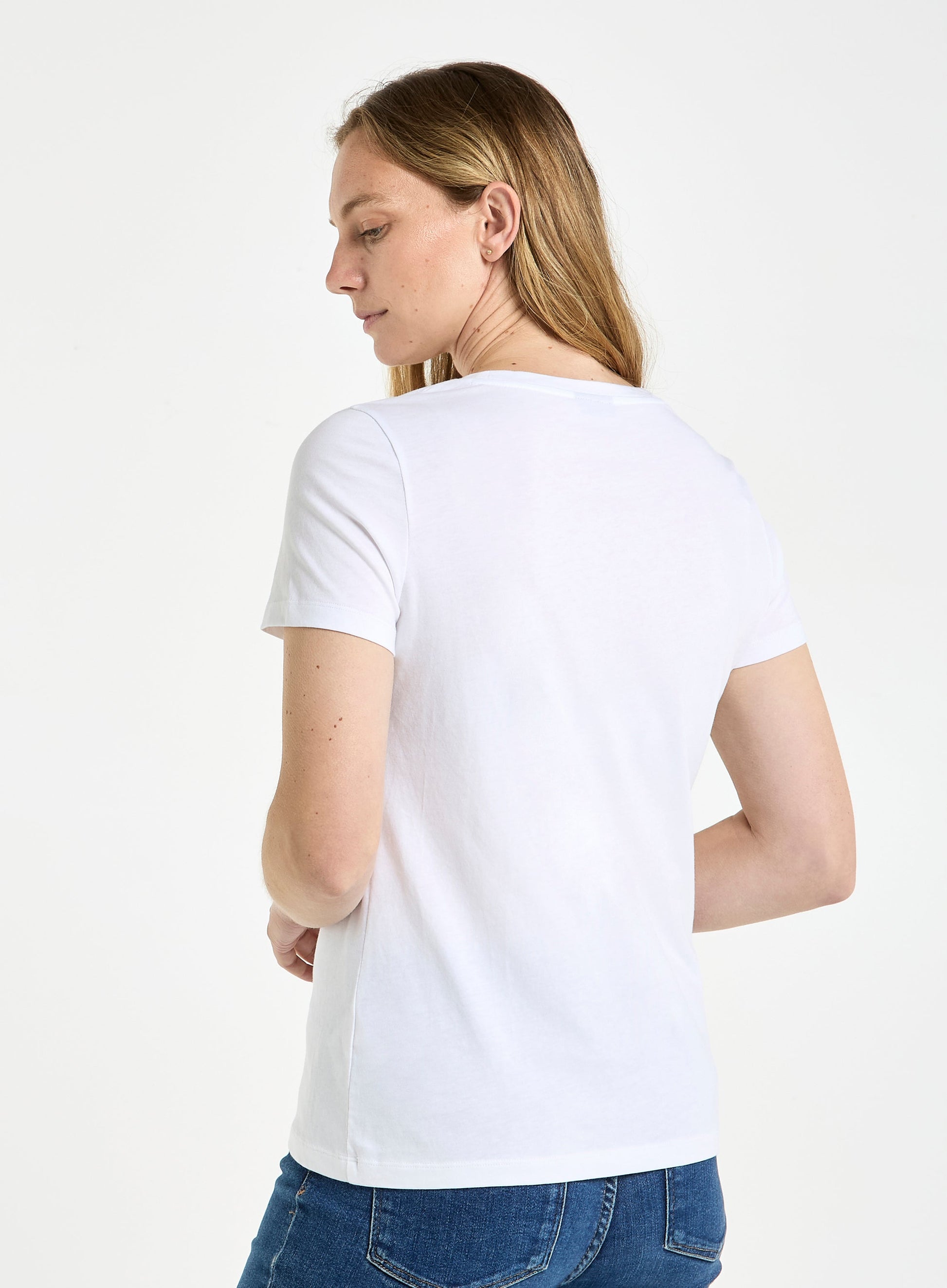 Women’s Classic Scoop Neck Short - Sleeved T-Shirt in White