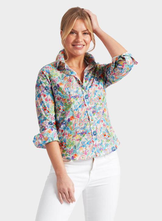 Women’s shirt in Proposal Liberty fabric.