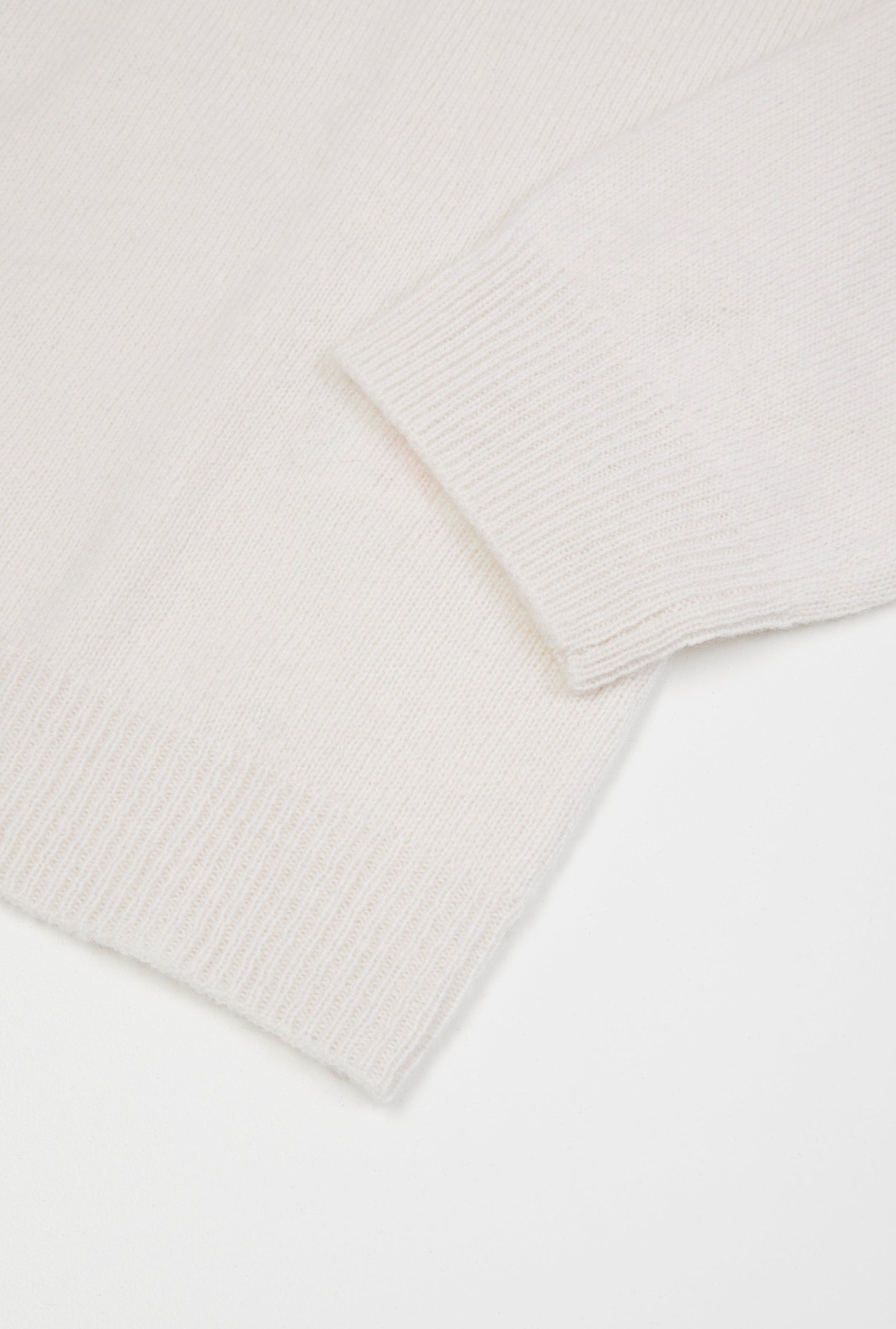 Cashmere Crew Neck in Ecru