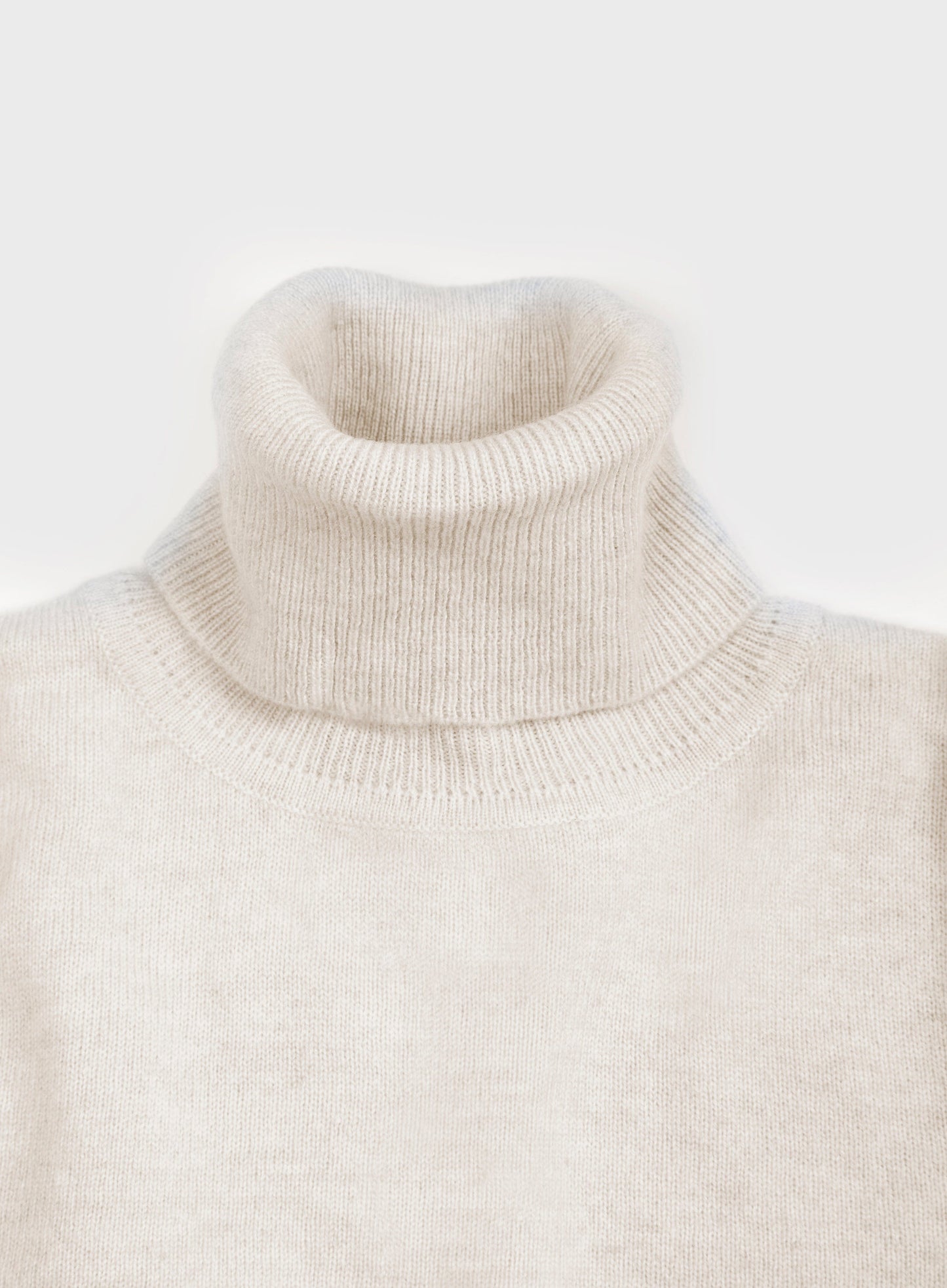Cashmere Roll Neck in Ecru