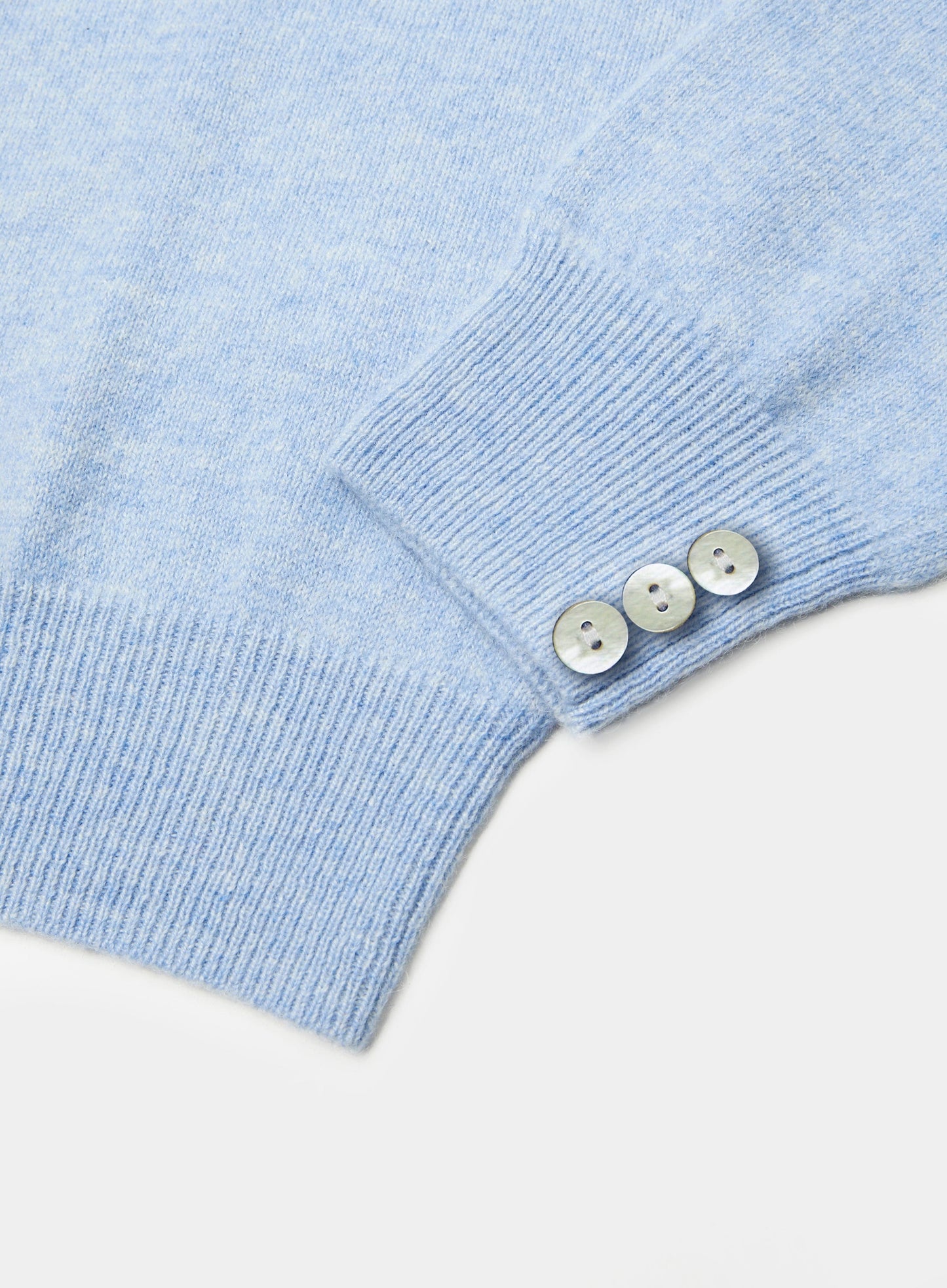 Cashmere Roll Neck in Frost