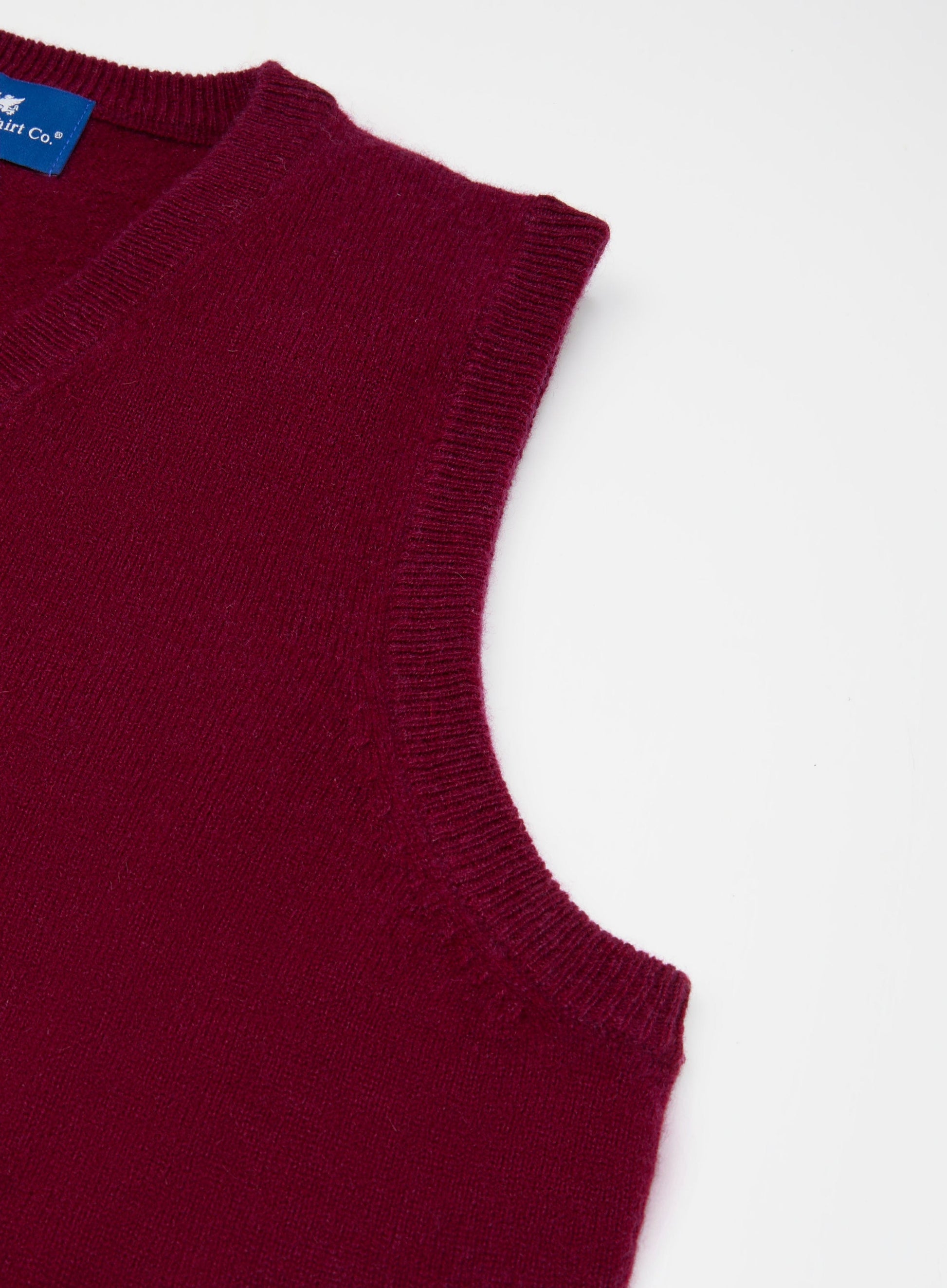 Cashmere Sleeveless in Bordeaux